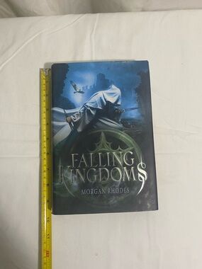 Falling Kingdoms by Morgan Rhodes - Blue Fantasy Hardcover